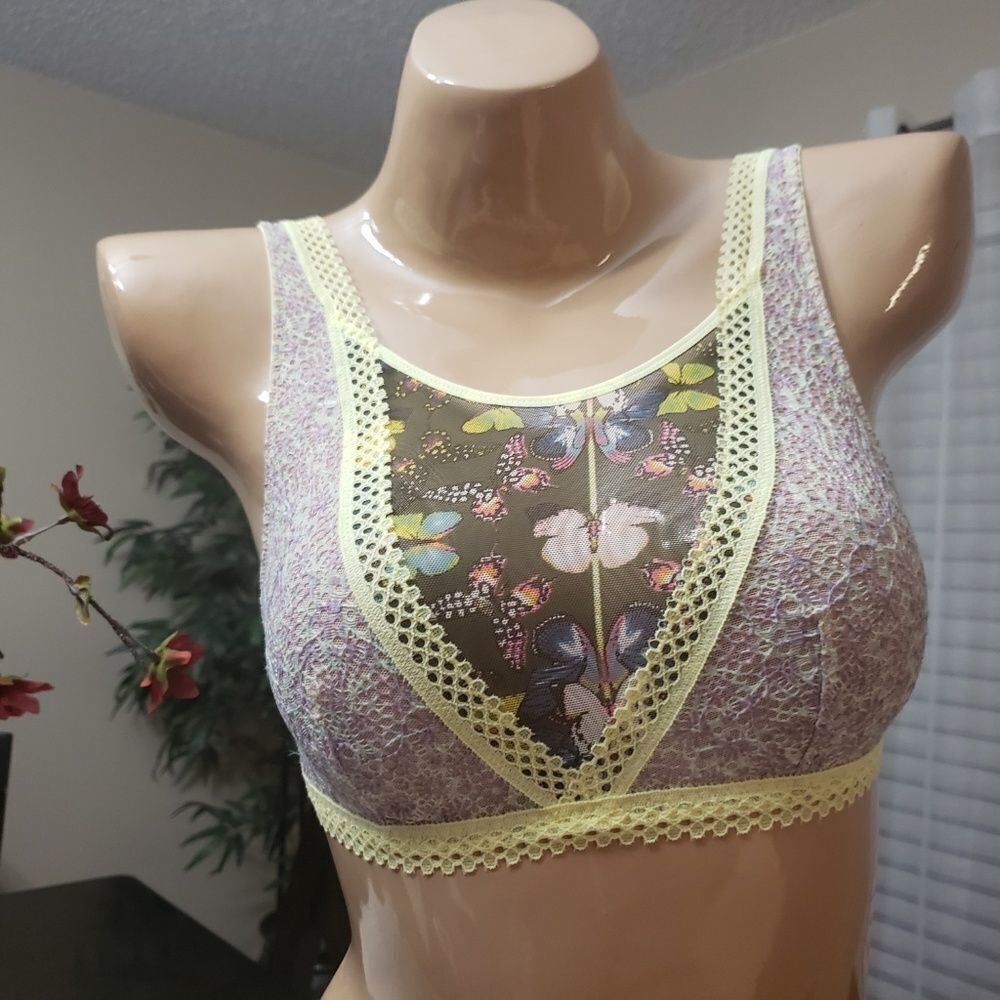 Victoria's Secret lace high neck bralette NWT